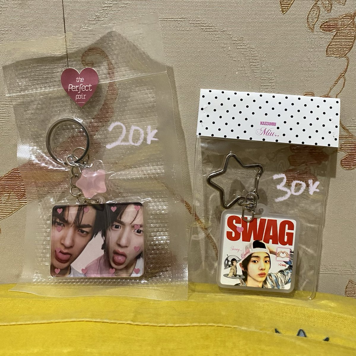 markethyuck's tweet photo. @chiaaw_ dom jkt https://t.co/VleNIm5y6G