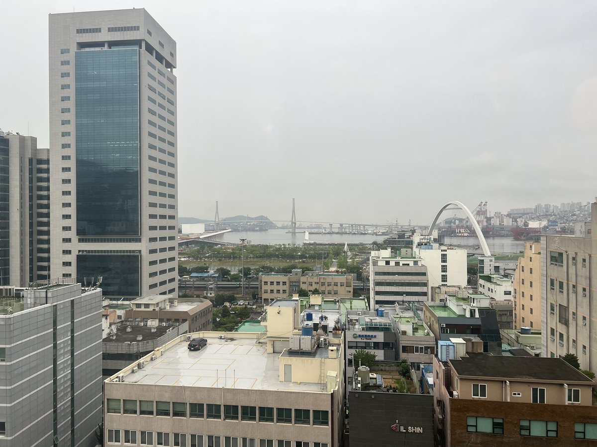 釜山から안녕하세요(annyeonghaseyo)！ 3回とも釜山港側だったんだけど 