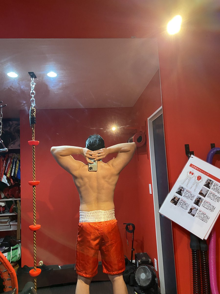 cngnb658ver2's tweet photo. 続き
#懸垂
#ウイニング
#Winning
#ボクシングトランクス
#boxingtrunks
#ホームジム
#ボディメイク
#筋トレ
#筋トレ好きと繋がりたい
#筋トレMEMO
#筋トレ垢さんと繋がりたい
#筋トレ垢と繋がりたい https://t.co/nVrTTbUyfb