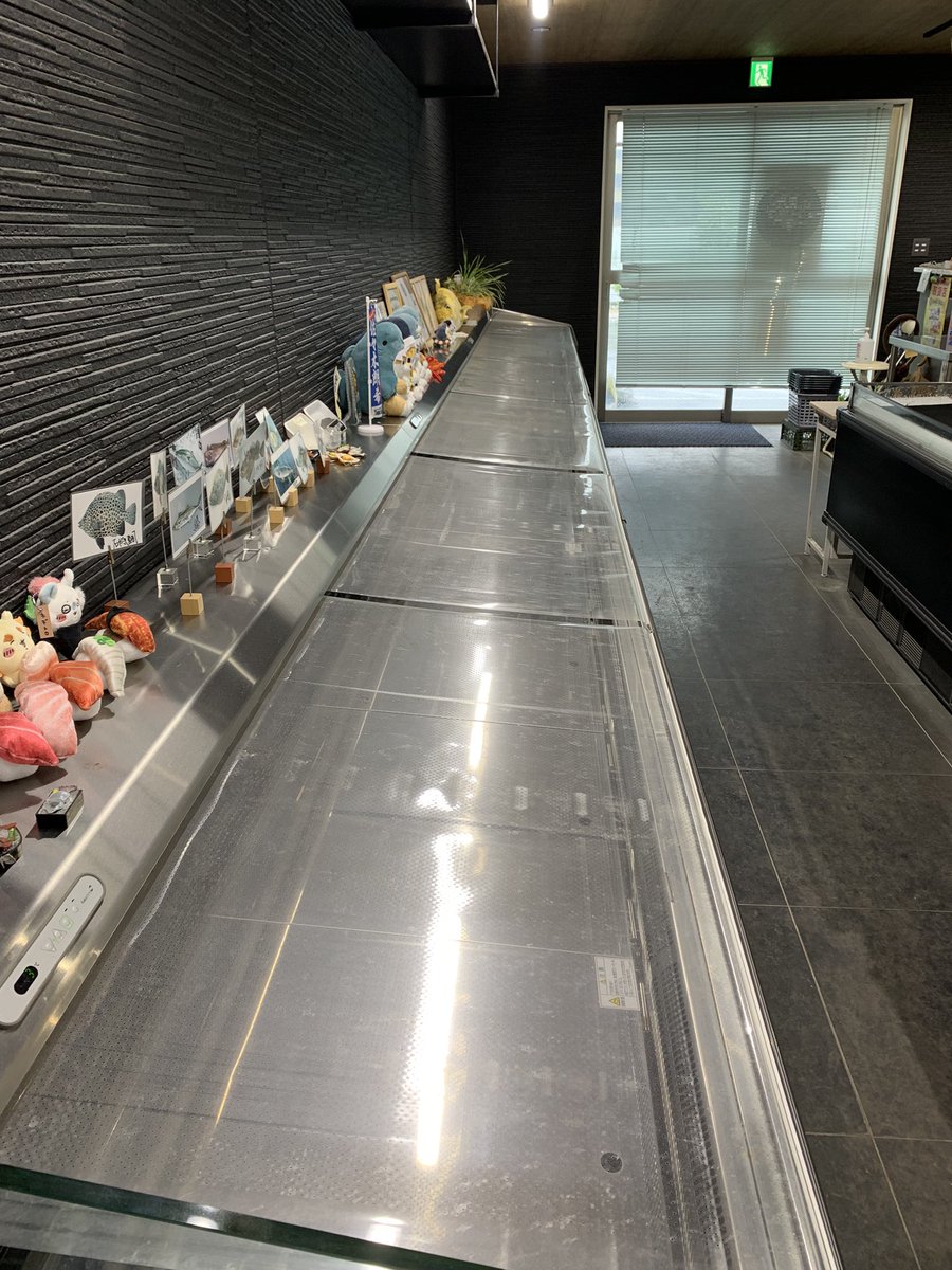 skanayaneko's tweet photo. 本日も休業‼️魚の水揚げが少ない地魚の売り上げが98%ここまでこだわり持って商売してます、、、仕方ない涙😭 https://t.co/12scPpwA8d