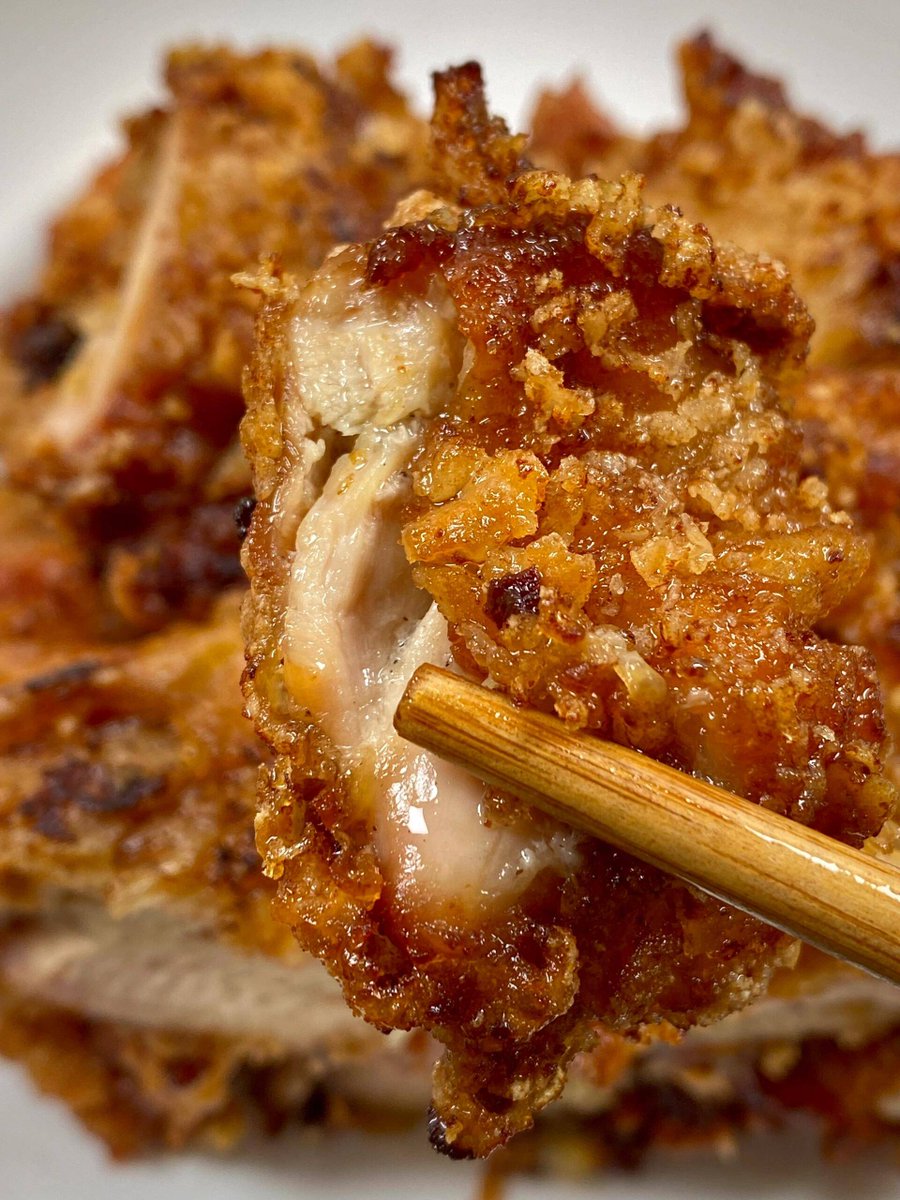 Marvelahoy's tweet photo. Festive special alert! Our holiday turkey dinner with all the trimmings is here—juicy meat, golden gravy, and seasonal sides. Perfect for cozy gatherings. Order now! https://t.co/55jImNBqJC