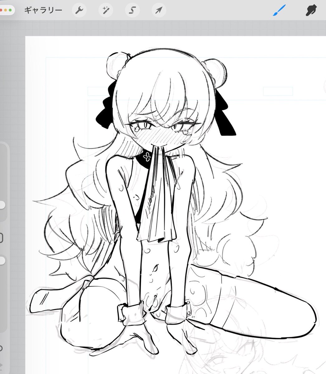 ←寝落ち寸前のペン入れ
→朝起きて「さすがに無いな」と思って描き直したやつ。

深夜2時のやっつけペン入れ……雑すぎる 