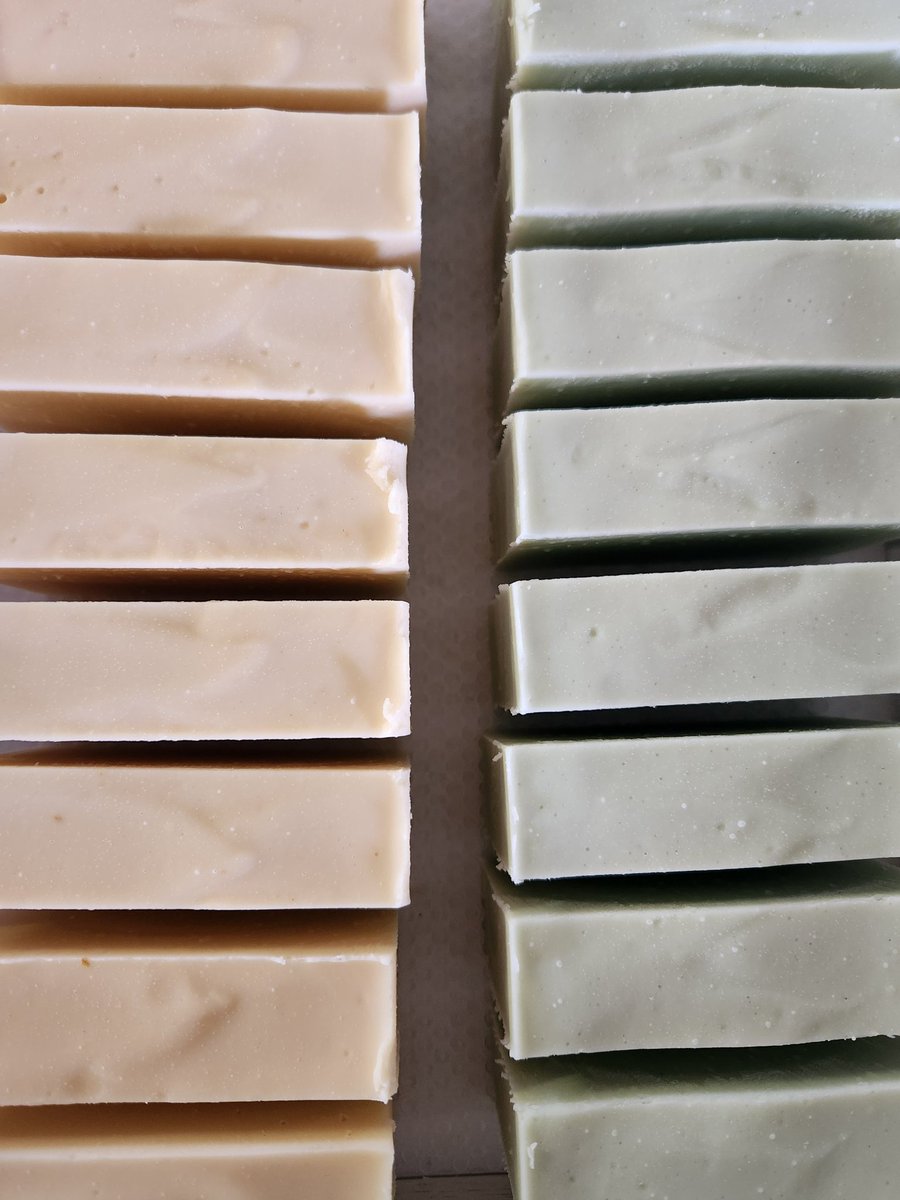KathleenEdge's tweet photo. Look at these gorgeous tallow bars that I made this morning! 

No micas, no synthetic fragrance oil... ever. https://t.co/06OTdoOJFE