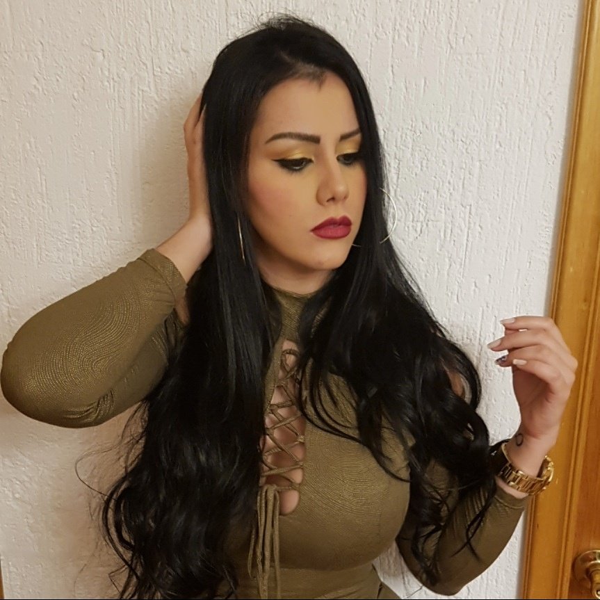 evadicto's tweet photo. Belleza sin igual. Todavia recuerdo cuando daba los servicios vip. Comenta tus experiencias 👇 https://t.co/gpHhdMEcqa