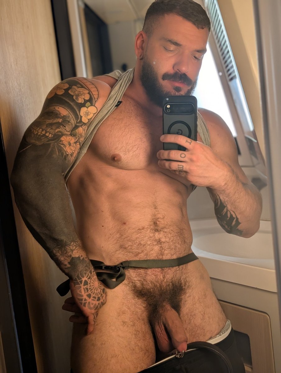 gayenespanol's tweet photo. @Kinkkoer ◾▪️◾    @Kinkkoer     ◾▪️◾
                       ⭐⭐⭐

◽ NUESTRO HOMBRE DE LA SEMANA ◽
                       Man Of The Week

Sigue el hilo, participa, comenta, comparte ...

#hombredelasemana #manoftheweek #kinkoer https://t.co/xRE2ymwfho