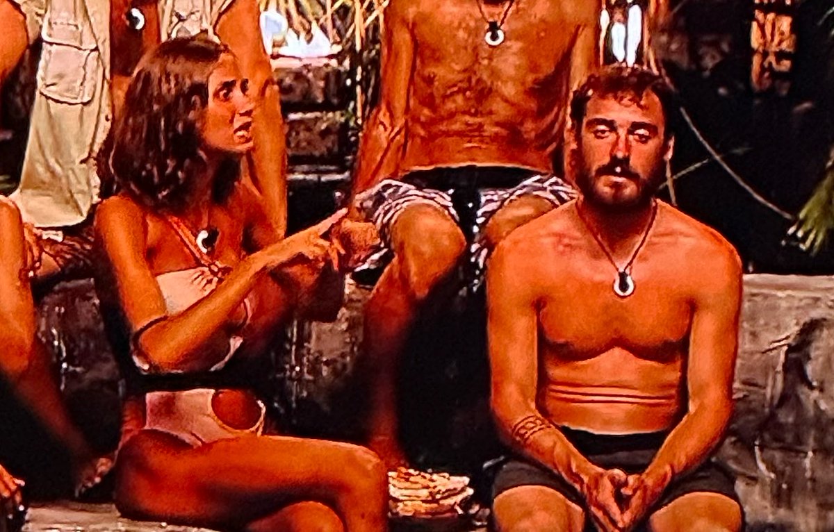 napformeplsx's tweet photo. La gala de hoy:

Maica acusa a Alvar
Maica acusa a Aratz
Maica acusa a Soto
Maica dibuja a Claudia y raja de todos sus compañeros 

Pero Maica es la víctima y todos van en su contra. Descripción gráfica👇🏻

#Supervivientes2026 #ConexiónHonduras14 https://t.co/fNjULDxzlM