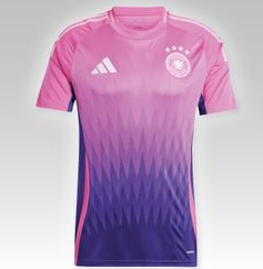 meme_zebra's tweet photo. @Bokelsea19 There it is. The ugliest kit football has ever seen. https://t.co/i2JtmiZJt2