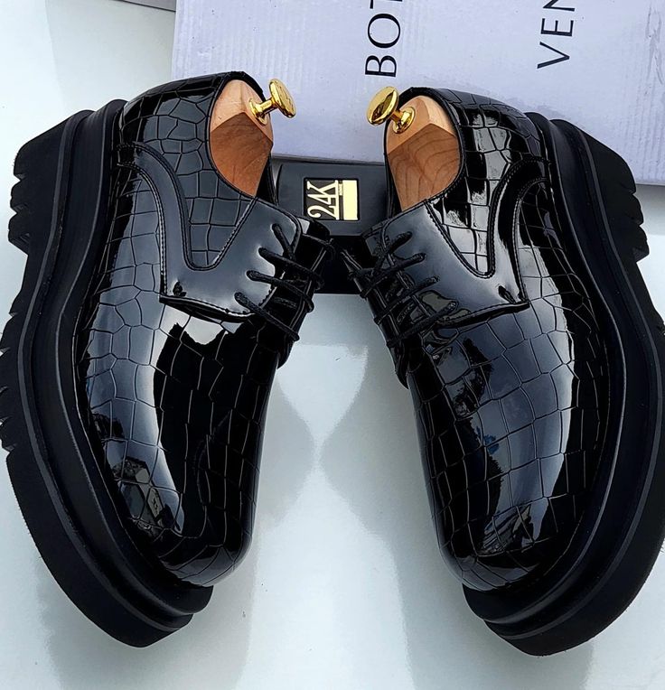 kiingzmaker's tweet photo. ✨ Premium Glossy Platform Derby Shoes ✨
Elevate your style with these luxury patent finish platform shoes. Perfect for casual, smart casual, and fashion forward outfits.
Available in multiple sizes.
DM to order 📩 https://t.co/AAJIK3ent7