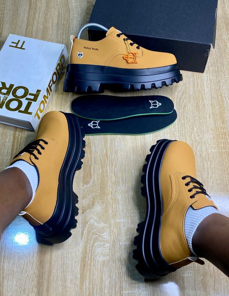 kiingzmaker's tweet photo. ✨ Premium Glossy Platform Derby Shoes ✨
Elevate your style with these luxury patent finish platform shoes. Perfect for casual, smart casual, and fashion forward outfits.
Available in multiple sizes.
DM to order 📩 https://t.co/AAJIK3ent7