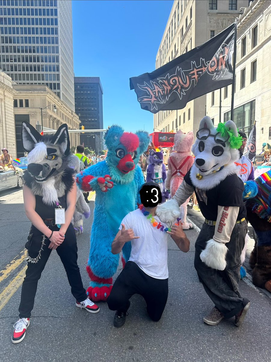 Burgerthegoober's tweet photo. #detroitpride https://t.co/afX1XCk1mV