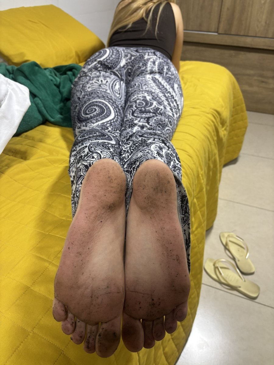 ladysuserana's tweet photo. Qual vocês preferem lamber?👣

Solinhas sujas ou Solinhas limpas

Findom | Podolatria | Dirty Feet | Femdom https://t.co/RENrisGgqN