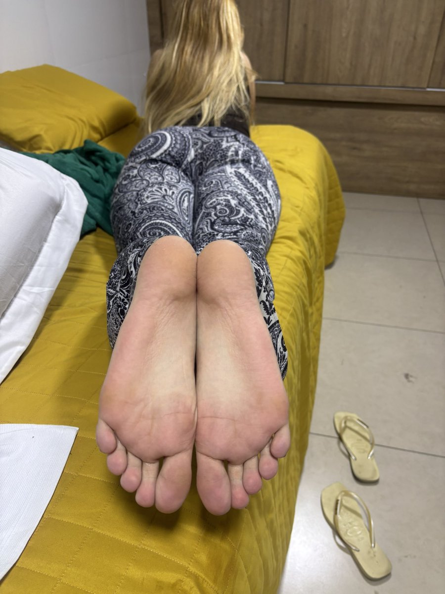 ladysuserana's tweet photo. Qual vocês preferem lamber?👣

Solinhas sujas ou Solinhas limpas

Findom | Podolatria | Dirty Feet | Femdom https://t.co/RENrisGgqN