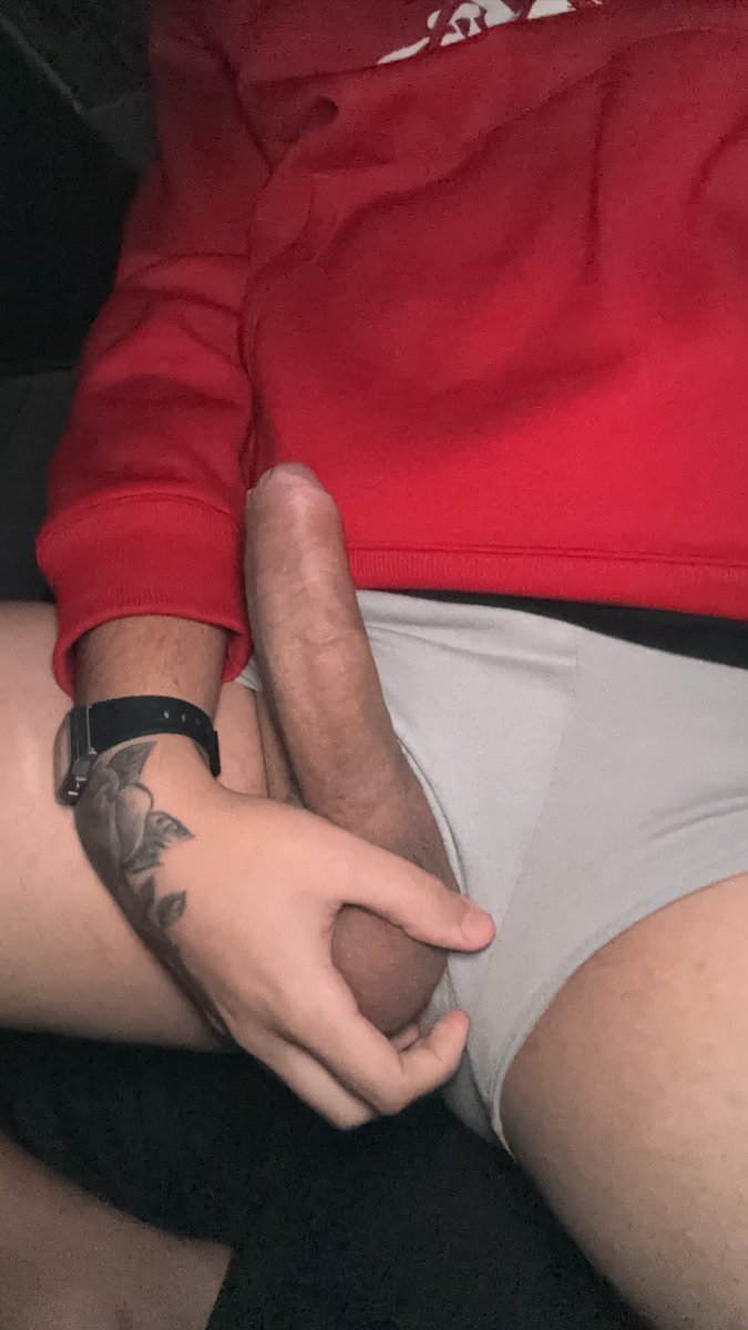 pkzcrl's tweet photo. o corpo // a piroca 

#brotheragem
#broderagem
#novinho
#PINTOAWARDS 
#Punheta
#PINTOSAWARDS
#TROCONUDSㅤ 
#BROTHERAGEMㅤ 
#brotheragemheteroㅤㅤㅤ https://t.co/7n3U1eghmp