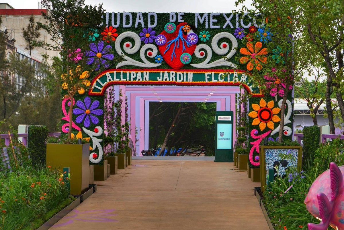 MetropolisCDMX's tweet photo. Inauguración del Jardín Flotante Tlallipan🌻
Una obra que mejora la movilidad peatonal, brinda mayor seguridad en los recorridos y recupera espacios para que las personas puedan transitar con mayor confianza y comodidad
👉🏼Metrópolis estuvo presente junto al secretario @EipCDMX https://t.co/6M6iun6p3h