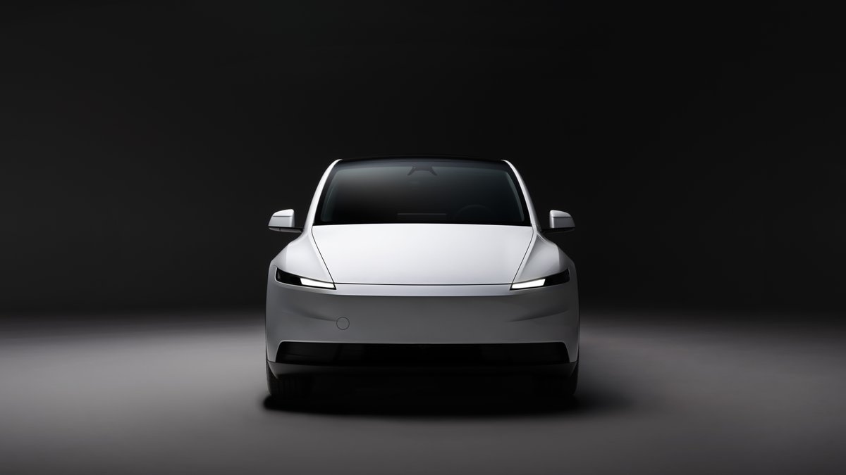SawyerMerritt's tweet photo. A few days ago, I spoke with an older couple at a retirement community who drove their @Tesla Model Y from New Hampshire to Connecticut using FSD (Supervised) without a single intervention.

I also recently spoke with a 89-year-old woman who uses FSD for most of her driving, saying that it has had a hugely positive impact on her independence and ability to get out and do things.

Stories like these were almost unheard of not that long ago.

This week, I've seen more first-time FSD user reviews on my 𝕏 feed than ever from people who were completely blown away by it. Every week it seems that I'm reading more positive FSD reviews from the media as well.

We're also finally starting to see more and more countries get FSD (Supervised) approval.

Still a ways to go, but it really feels like FSD is going more mainstream than ever before and adoption is accelerating. Exciting times.