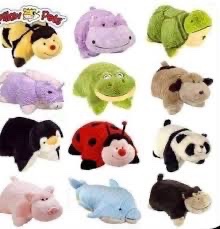 NostalgiaYZ's tweet photo. It’s a pillow, it’s a pet, it’s a pillow pet.

(2003) https://t.co/7TGteuAlSs