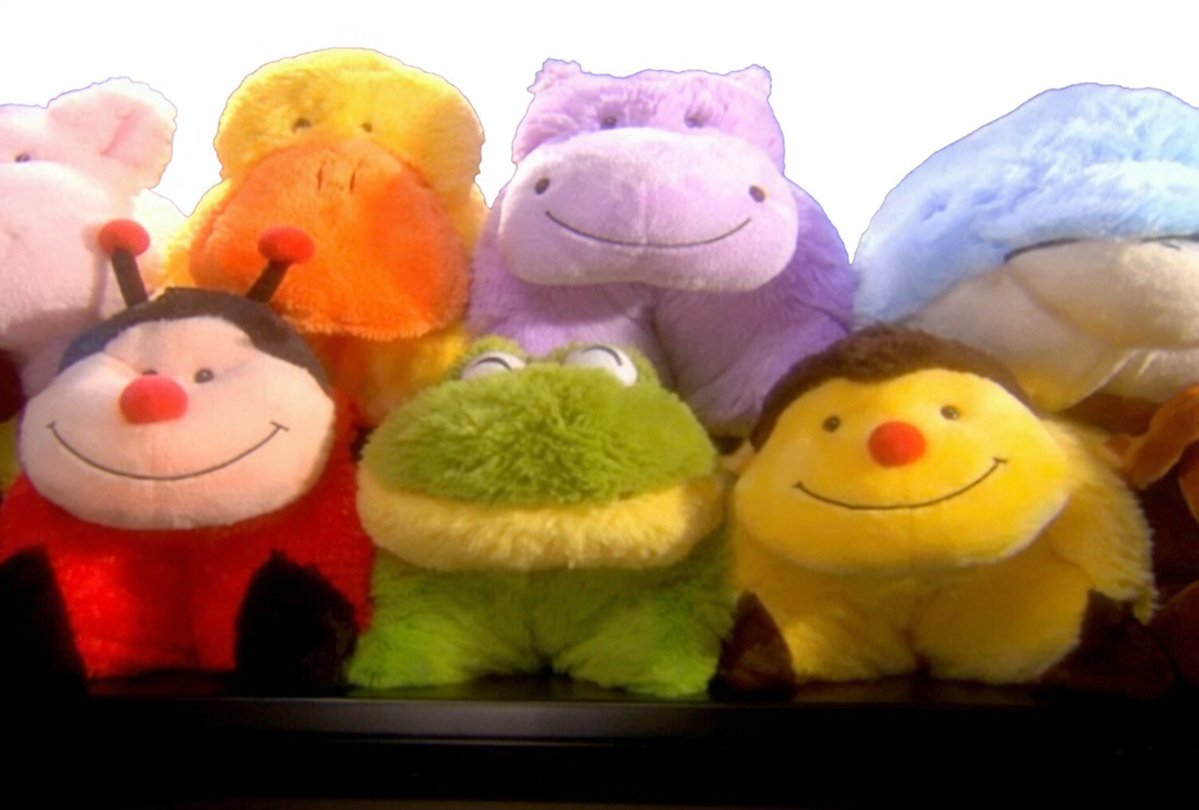 NostalgiaYZ's tweet photo. It’s a pillow, it’s a pet, it’s a pillow pet.

(2003) https://t.co/7TGteuAlSs
