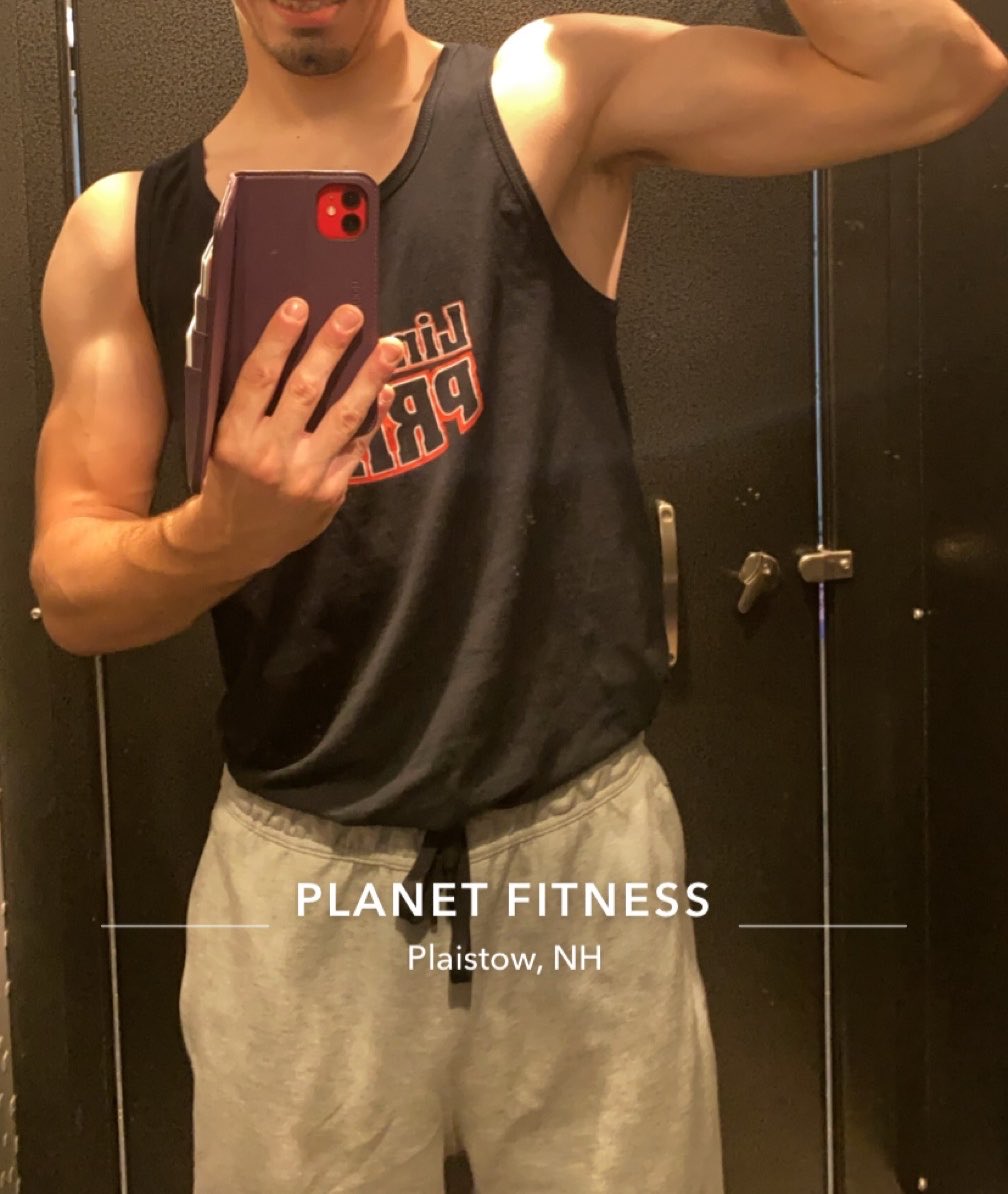 whtbelt58's tweet photo. I heard some people like bicep pics 🤭 https://t.co/dpyqKbRyef