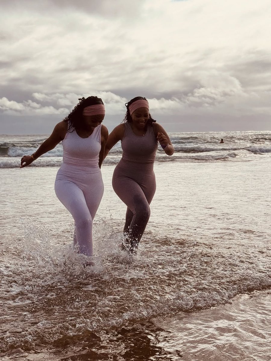 Sandramoya__'s tweet photo. Back to my fitness Journey. Started running again, because wow trying to loose weight in the late 30s is so hard. https://t.co/ItO2HZows6