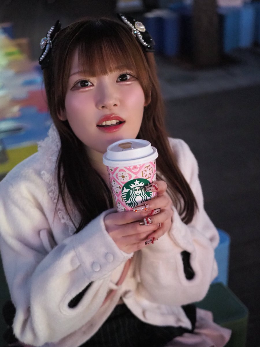 midnight_urabe's tweet photo. 今日はやや寒いので冬写真を載せてもOK⛄️

#天使さな 
#さなぴょんは絶対天使 https://t.co/mWDmwbo30w