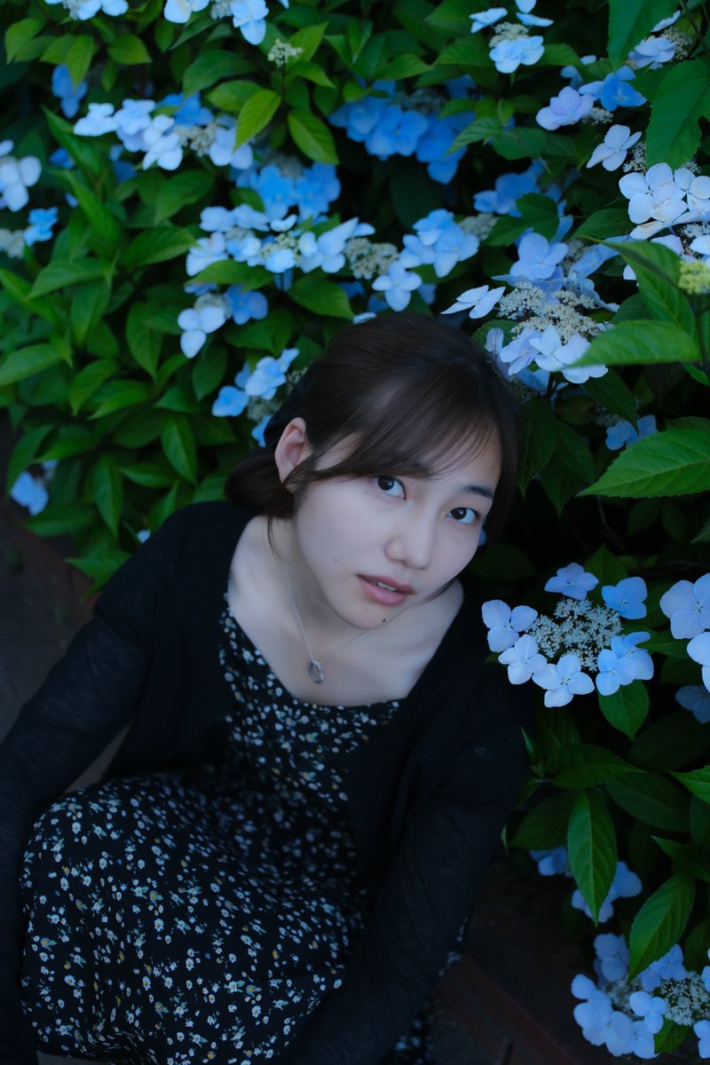 DeepMoon_0505's tweet photo. おはようセカイ

Model：青葉

#挨拶
#今日は雨
#紫陽花 https://t.co/Z54qTLCQfC
