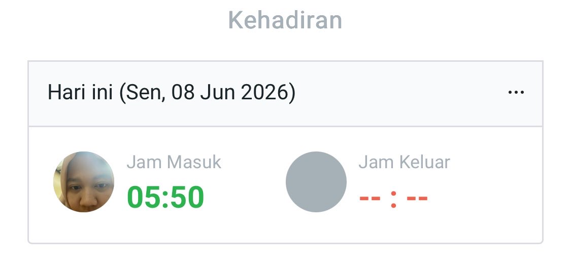 weirdowitch_'s tweet photo. Day 1 kerja di umur 30th 🙏🏻 https://t.co/arPO0ur0lx