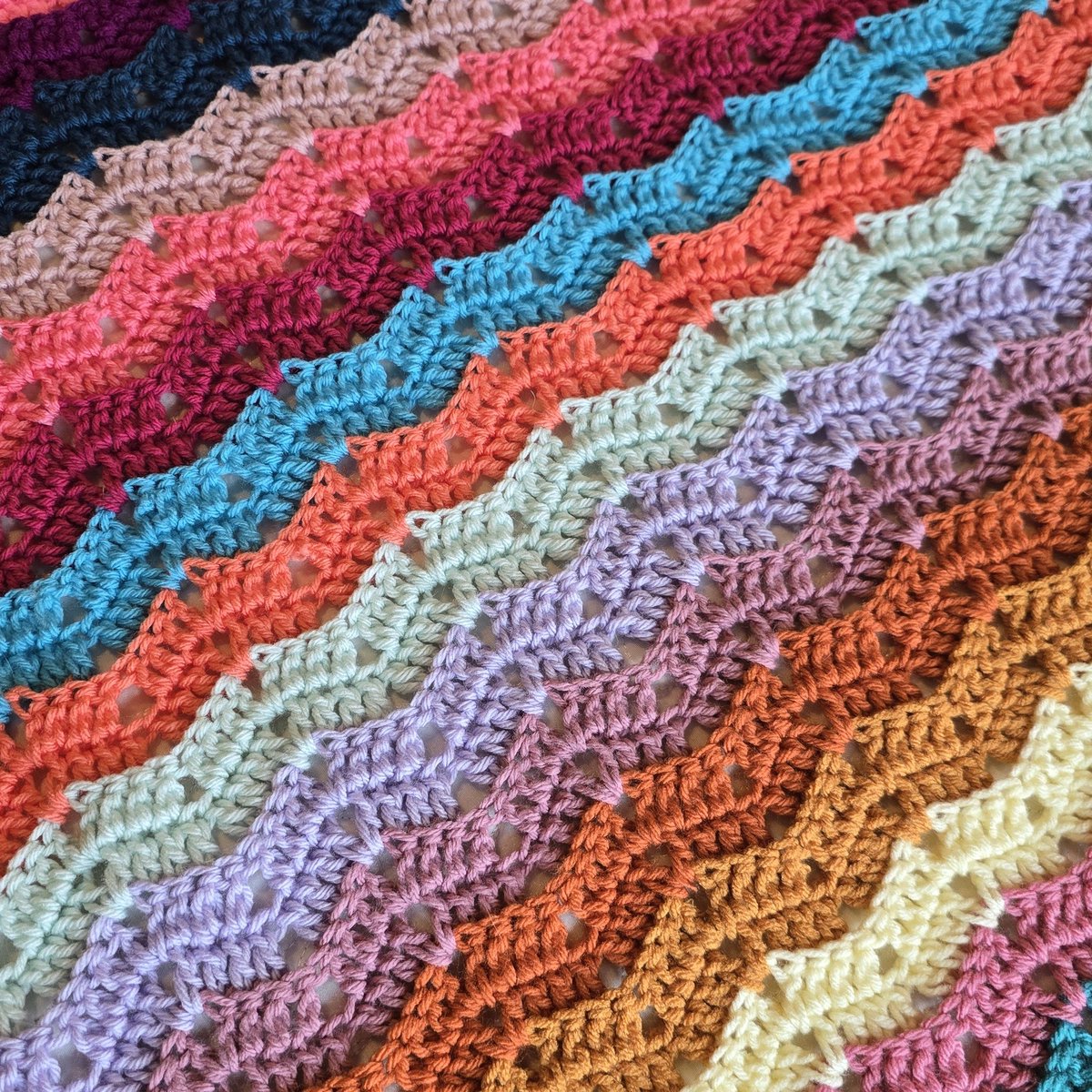Crochetmelovely's tweet photo. New free pattern from me: Misty Astoria Afghan! Full pattern on my blog or grab the PDF from my Ravelry shop! Both links are in my bio! 💖🫶✨️
Comment 'MISTY' you want me to send you the pattern! 😊
.
.
.
#new #crochetersofinstagram #yarn #freepattern #patternrelease https://t.co/8U7oyEIF8n