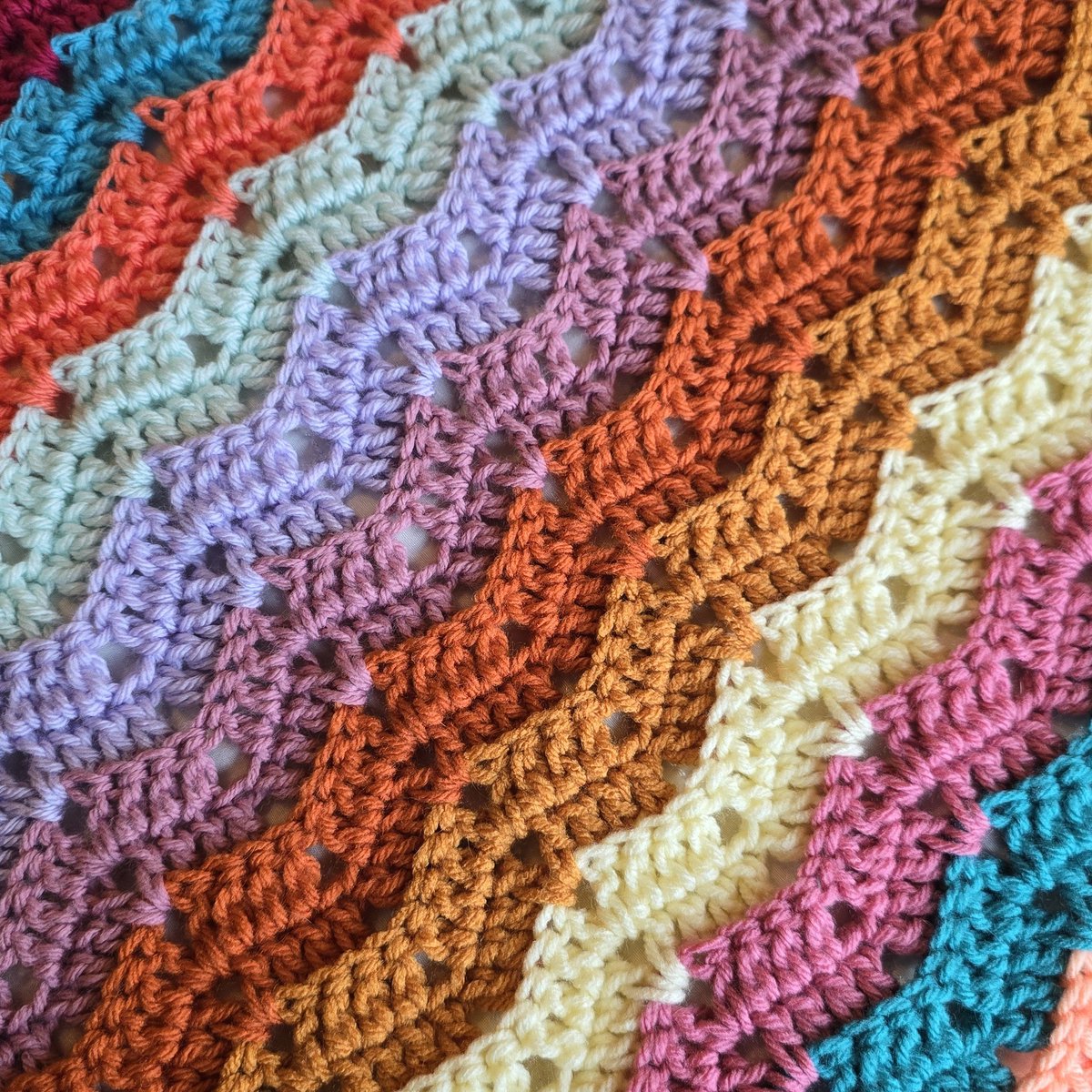 Crochetmelovely's tweet photo. New free pattern from me: Misty Astoria Afghan! Full pattern on my blog or grab the PDF from my Ravelry shop! Both links are in my bio! 💖🫶✨️
Comment 'MISTY' you want me to send you the pattern! 😊
.
.
.
#new #crochetersofinstagram #yarn #freepattern #patternrelease https://t.co/8U7oyEIF8n
