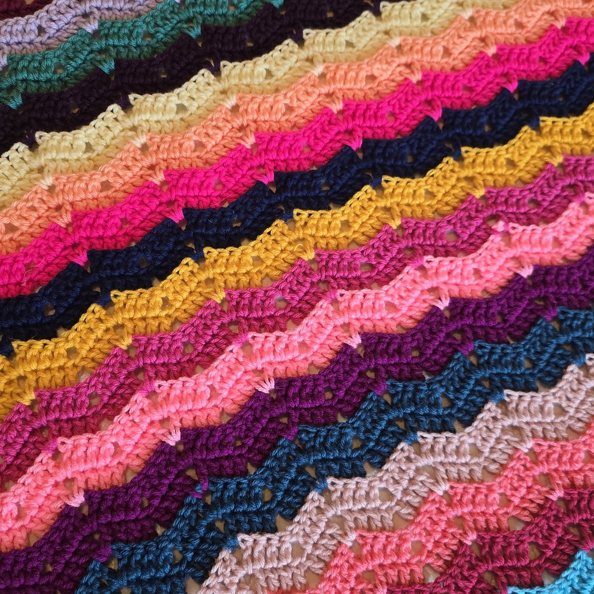 Crochetmelovely's tweet photo. New free pattern from me: Misty Astoria Afghan! Full pattern on my blog or grab the PDF from my Ravelry shop! Both links are in my bio! 💖🫶✨️
Comment 'MISTY' you want me to send you the pattern! 😊
.
.
.
#new #crochetersofinstagram #yarn #freepattern #patternrelease https://t.co/8U7oyEIF8n