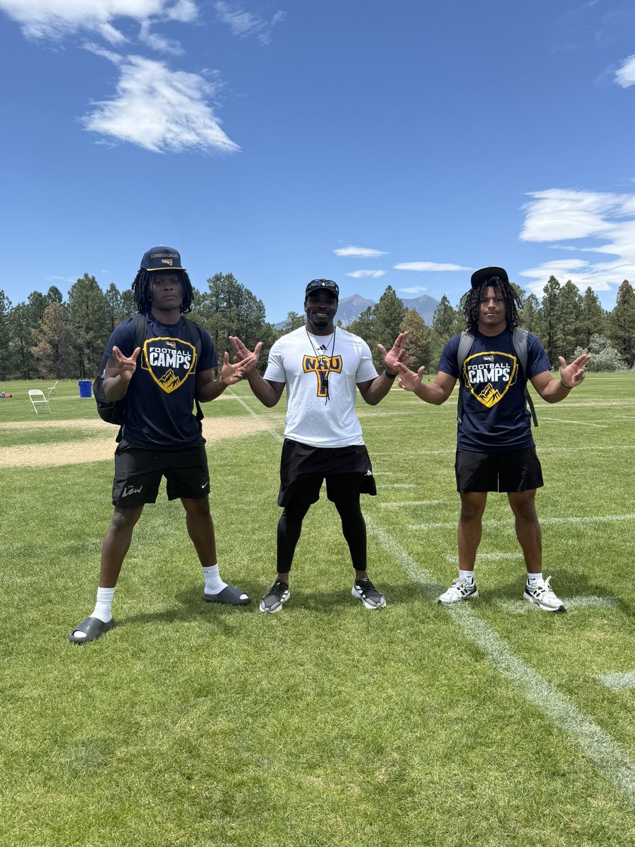 CoachBMathis's tweet photo. Got The Offer a While Back and We Wanted to Pull Up & SHOW! 
Fastest Man Challenge…(Winners) 
Position MVPs
✅ Deuce 4.46 (Skill) @2euceMathis 
✅ Jason 4.47 (Big Skill) @Jason9cooper 

Thank You NAU For All The Love Shown!!! Amazing! @NAU_Football @TimRoschmann @Coachbwright4 @CoachTDG @coachmaxsilver