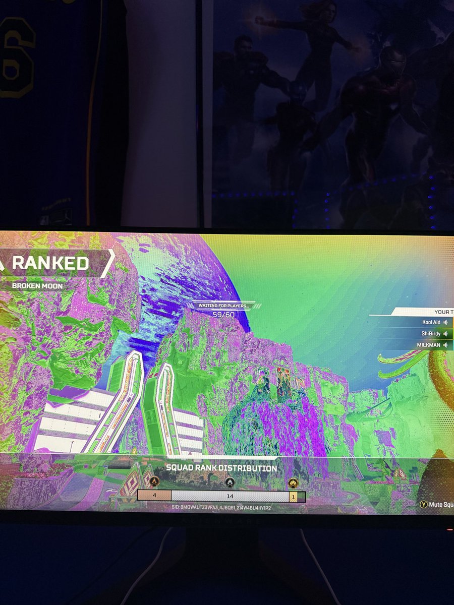 ShiBirdy's tweet photo. Great game @PlayApex glad you still haven’t fixed the graphic glitch https://t.co/wRnGlAJ5EI