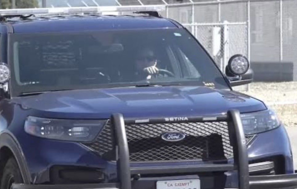 henrykleeKTVU's tweet photo. 5 vehicles stolen from Alcopark parking garage near 13th &amp; Madison downtown - incl. @ACSOSheriffs cars - but all since recovered w/help by @Flock_Safety, incl. unmarked blue Ford Explorer like this one w/exempt plate, front push-bar bumper, overhead light bar, radio &amp; sirens https://t.co/GlEqIYFCmn