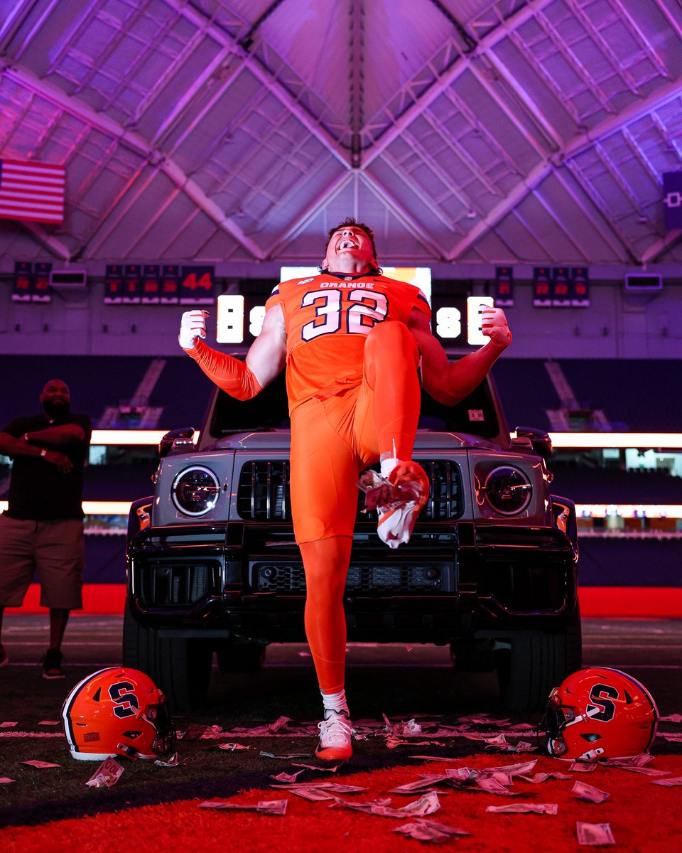 BP_Paulozzi's tweet photo. BLEED ORANGE ππ―
#DART #CUSENATION
@CuseFootball
@FranBrownCuse
@vkehres
@CoachDBolden
@McAllisterMike1
@TheJuiceOnline https://t.co/L96A8NjBri