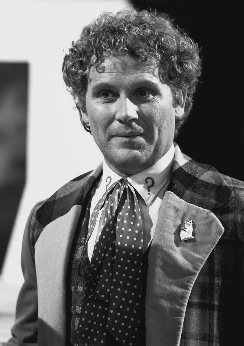 glitteringstorm's tweet photo. Wishing a very Happy birthday to Colin Baker who is 83 years old today 😺🏵️🎂🍷#DoctorWho #6thDoctor #ColinBaker https://t.co/axUj74OWCh