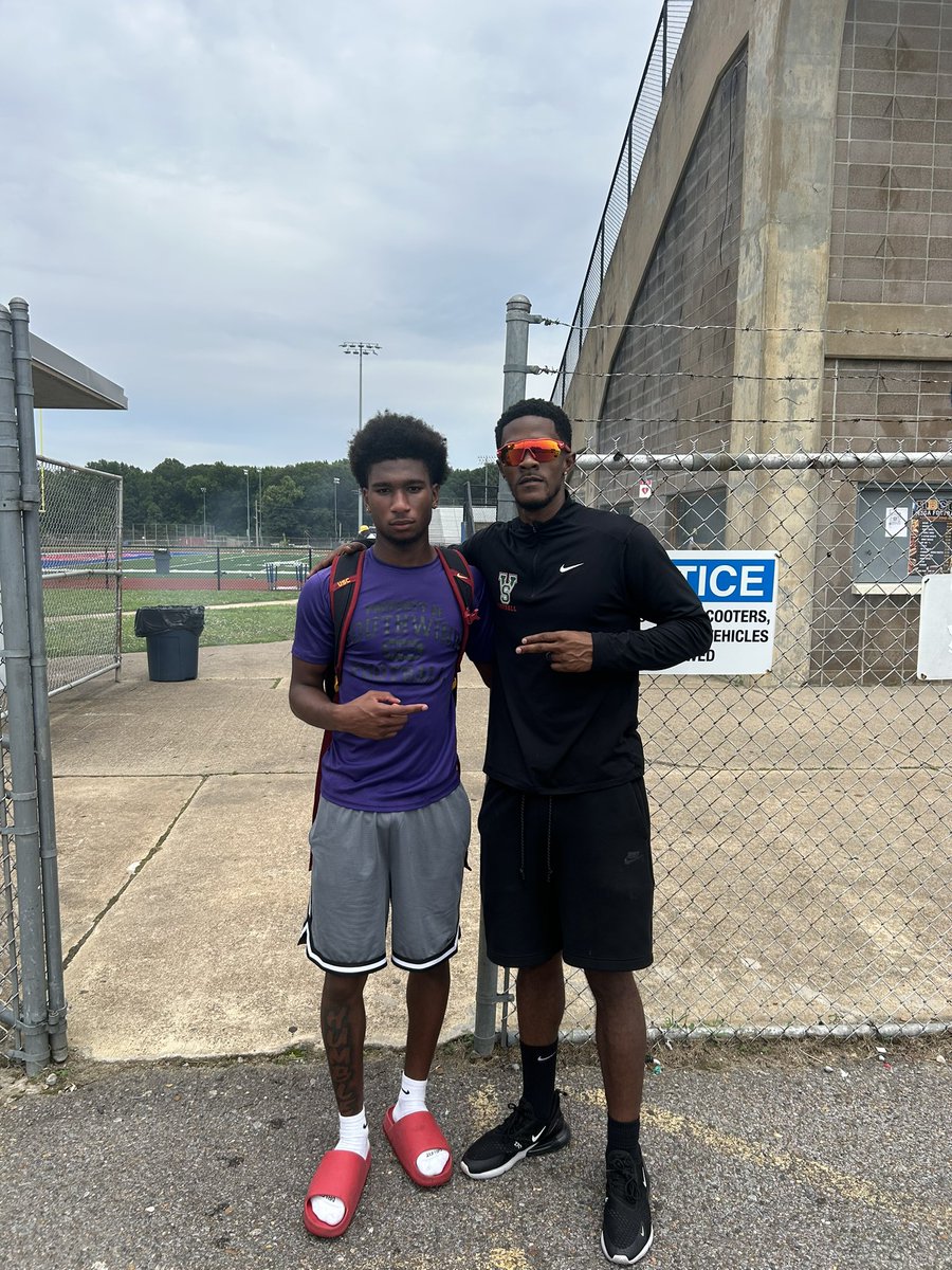 DeseanBrown_'s tweet photo. After a great conversation with @GrantSimms4real , I am grateful to receive my 1st Offer from Mississippi Valley State 
@FlyGuy_Stafford @SouthwindJags @coachlester91 @treykali_38125 @Tankb24 @BatesRoosevelt @CoachRod_Hall https://t.co/C8nJSi6IwP