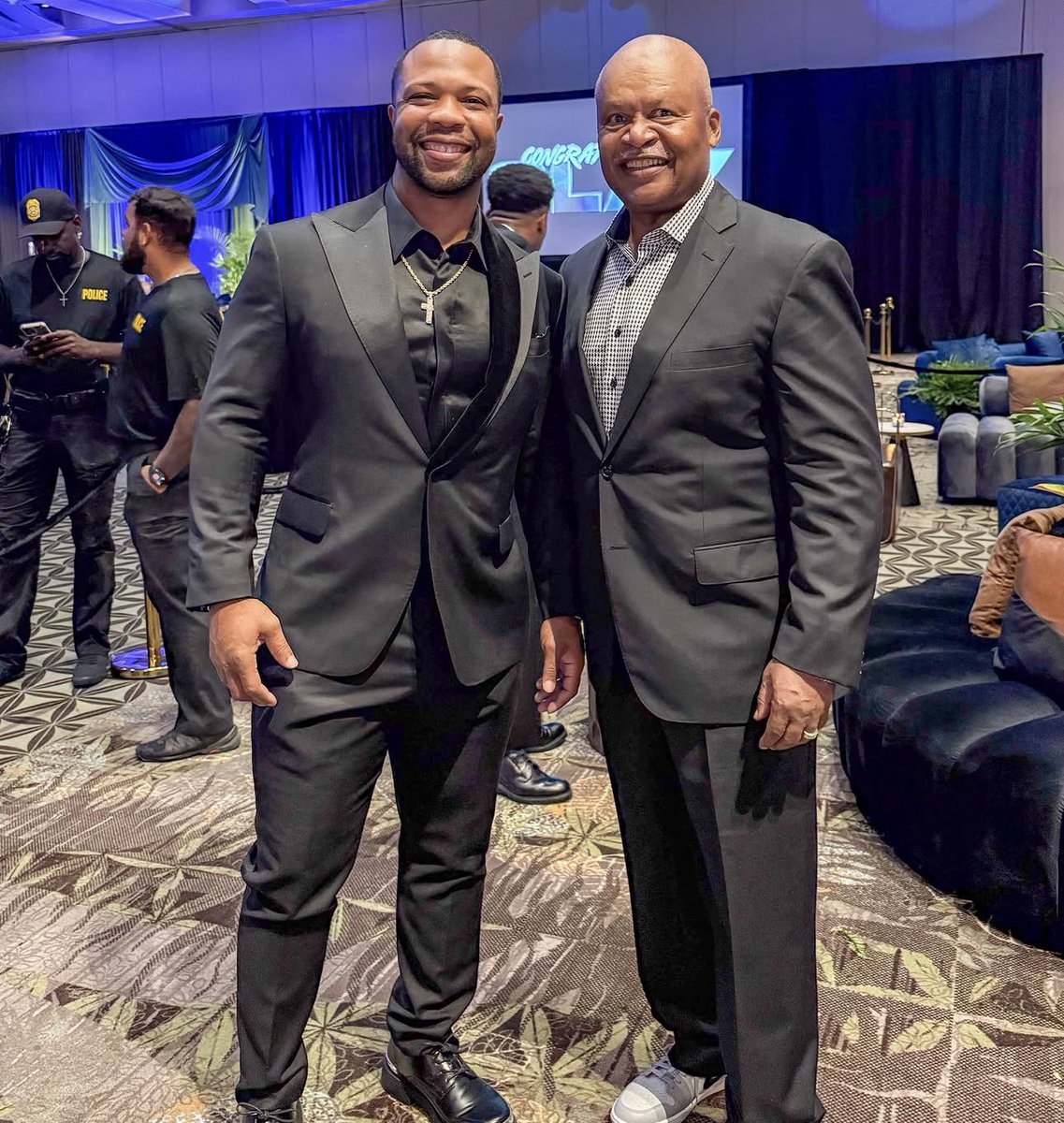 the_det_times's tweet photo. Darius Slay had former Lions HC Jim Caldwell and S Glover Quin at his retirement party 💙 https://t.co/jVBOYxJNC7