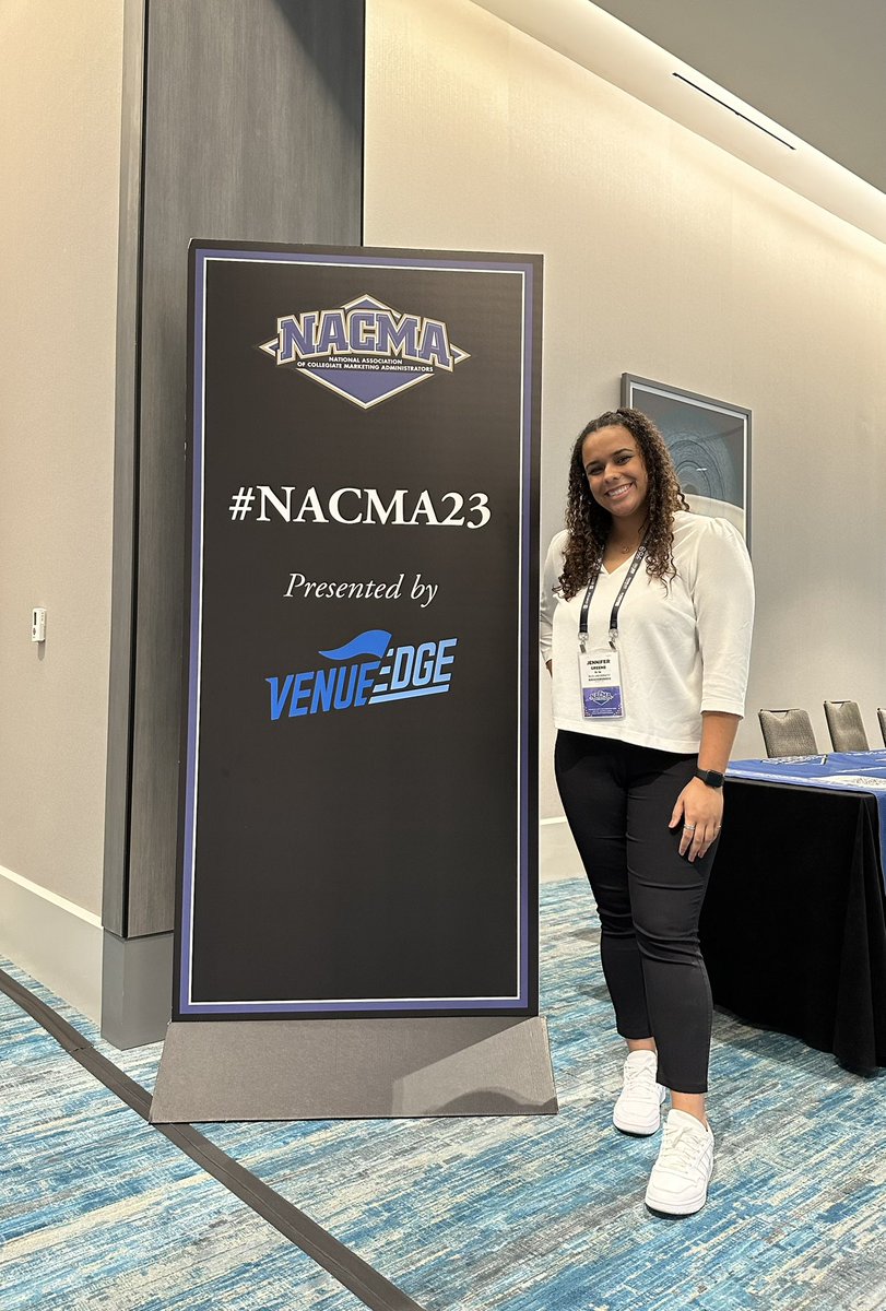 itsjengreene's tweet photo. Sad that I won’t be attending #NACDA/#NACMA this year :(

For the newbies, everyone from the industry is all in one place which is rare, so don’t be afraid to put yourself out there🤝🏽

For my friends attending, have to best time but don’t make me too jealous that I’m not there😂 https://t.co/gI5PvLk1cy