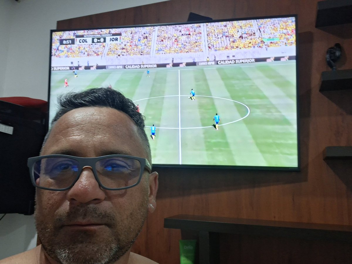 wahiginio's tweet photo. #HoyRespiroMundia Firme con la selección y con RCN desde Campohermoso Manizales https://t.co/r4b9rFAl6q