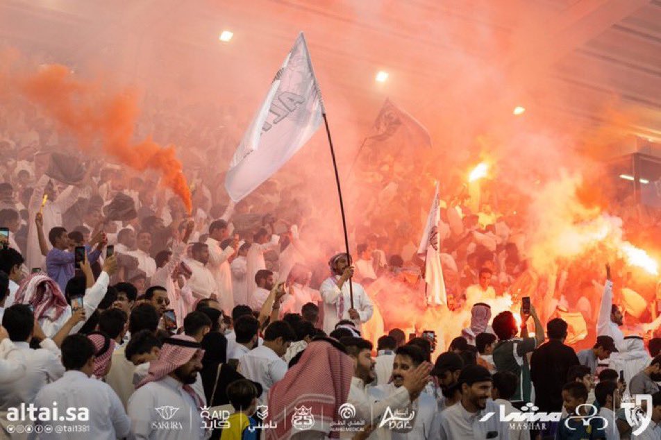 alkabbberr9's tweet photo. بغض النظر عن ميولي الحاتمي وعن دمي الرمادي ولكن كلمة حق يجب ان تقاب لايوجد نادي بعد اندية الصندوق يملك مقومات النجاح سوى #الطائي 
تاريخ ، ارث ، اولويات ، مخرجات للكره السعوديه ، توهج سياحي في حائل ، اسم صعب ، اسم محبوب في كرة القدم السعوديه واخيرا كيان عريق وكبير وجماهيريه عريقه https://t.co/MPnyNHRf0A