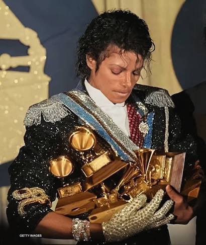 90215raf's tweet photo. 🏆  @vesvitm https://t.co/TFXVioy0OB