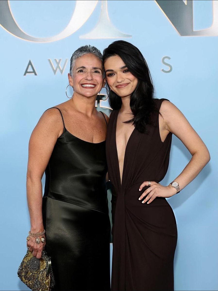 ZeglerDaily's tweet photo. Rachel and Gina Zegler 💕 https://t.co/RHStFo4YrS