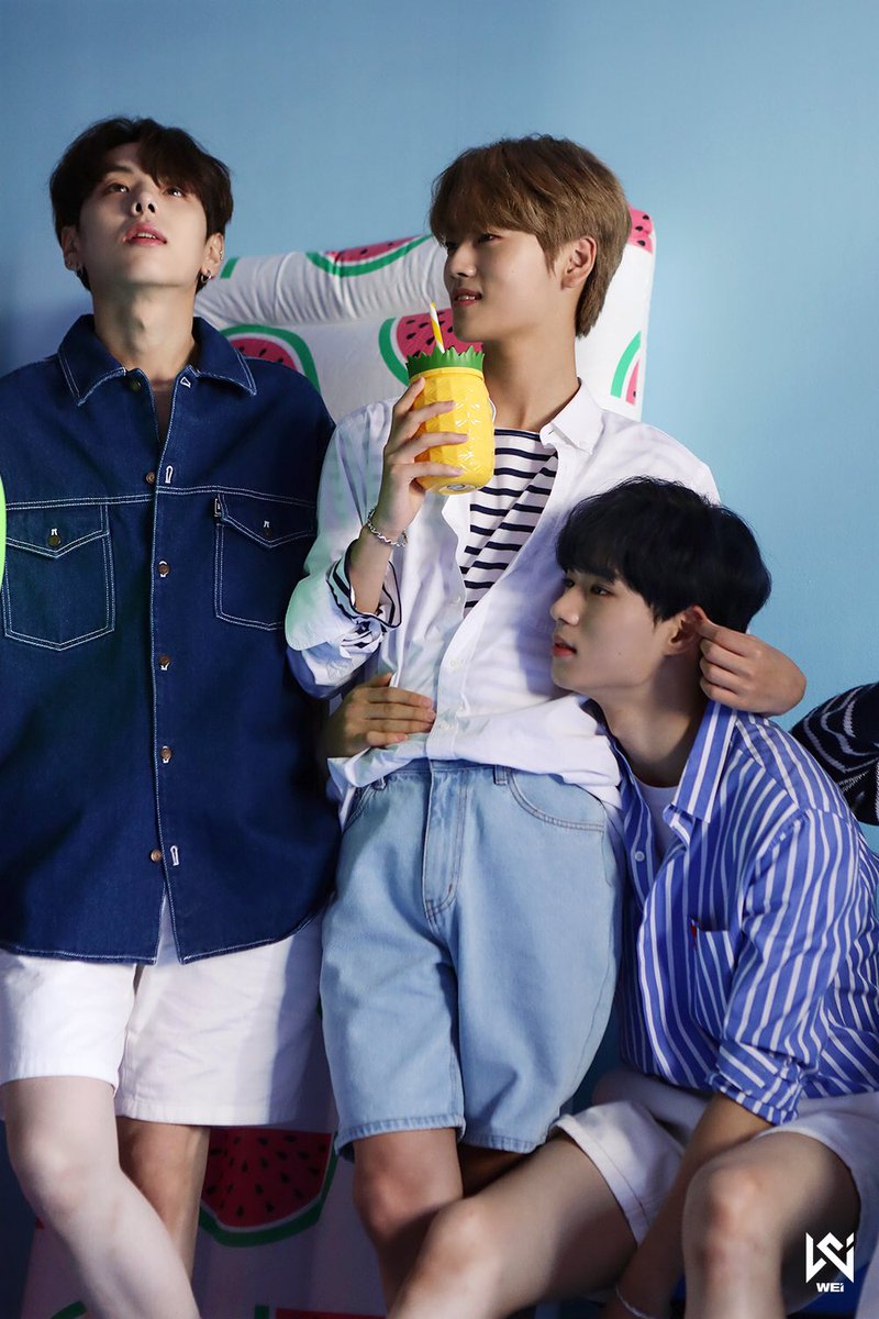 arnteness's tweet photo. i like this pic so much because like seokseo in details >>> https://t.co/Y0h2h1VrW6