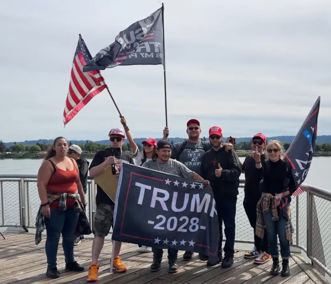 UnfilteredNRaw's tweet photo. Let's Goooooo Patriots!!!! @Tommy4Trump420 @GroundZeroPDX1 @nicooregon @DannyRebel333 @ChrisxSims @JoshMeshell @Irock175 https://t.co/Be61bnhM0g