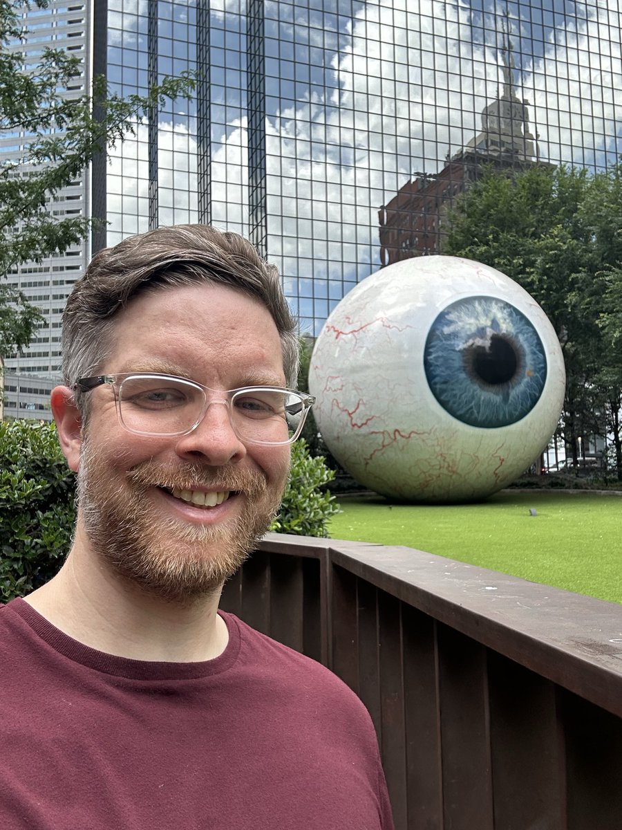 MrJacobWilliams's tweet photo. Thank you, Dallas! Glad we could see eye to eye.

I had a lot of fun doing comedy there this weekend and hanging out with some friends from Wild ’N Out.

Next weekend on June 12–13, you can catch me and Rip Micheals at Quezada’s Comedy Club in Bernalillo, New Mexico. https://t.co/Po7ZLFUhJc