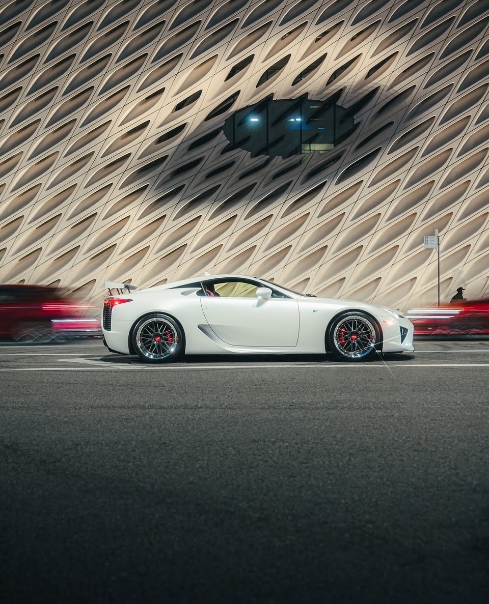 EarnhardtLexus's tweet photo. Let the city get a little louder. 😮‍💨
📸: @jesse.shoots and @8th_collective
#Lexus #LexusLFA #LFA https://t.co/P85l51cb3g