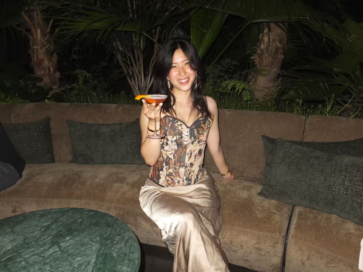 Tina Yao tweet media