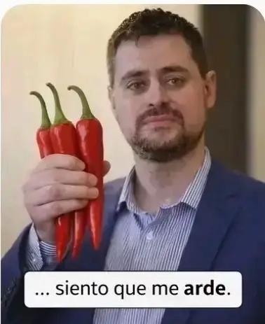 elContra2013's tweet photo. @___Pachi__ El Lider de los Sacoweas 
🤣🤣🤣🤣🤣🤣🤣🤣🤣
Si los Comunistas Nacen Weones y Mueren Weones ..
🌶🌶🌶🌶🌶🌶🌶🌶🌶 https://t.co/vLGbkfafJx
