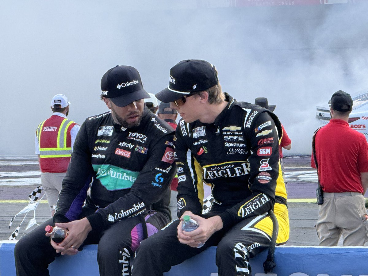 Jeff Gluck tweet media