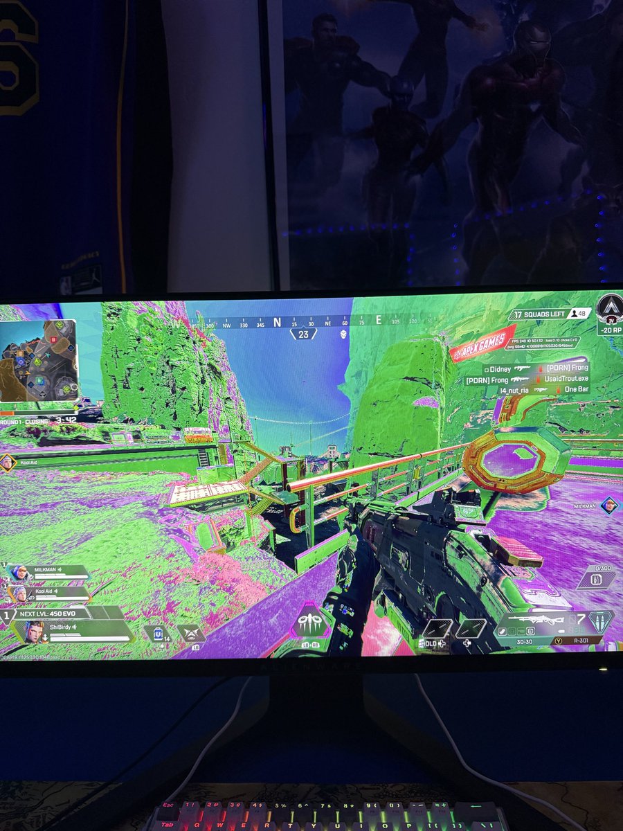 ShiBirdy's tweet photo. Thanks @PlayApex for being trash. And not fixing this. https://t.co/knL9K4To2C