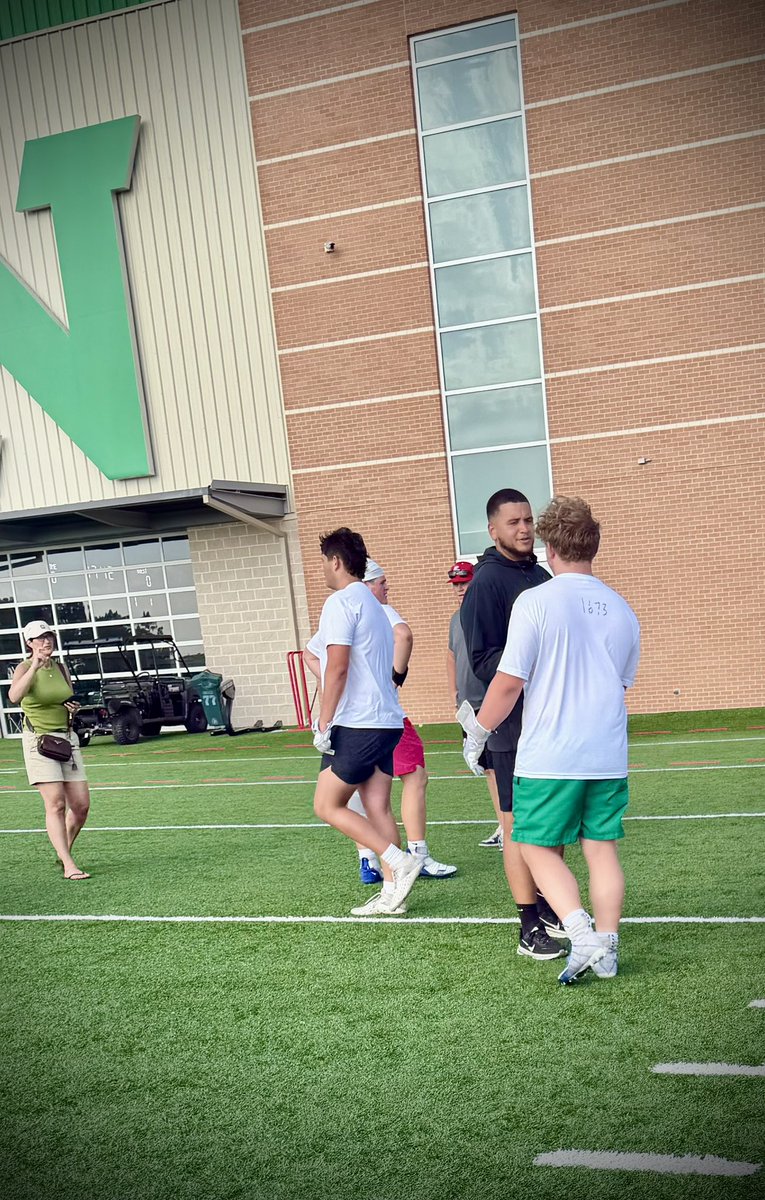 CorbyStrange's tweet photo. Heat, hard work, and great coaching from @OLCoachMattox and @CoachJonesUNT at today’s @MeanGreenFB camp. Lots learned and lots to build on! Appreciate the opportunity!

@MBHSFootball @CoachStuJohnson @NorrisCoach @FiveStrongOLine @Clintanderson_ @CoachOrtizOL https://t.co/tEHxKJXW8n